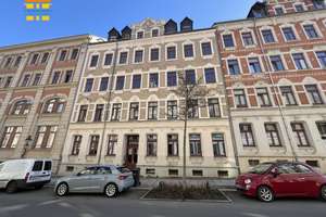 Perfekte Familienwohnung: Einbauküche, Balkon, frisch renoviert