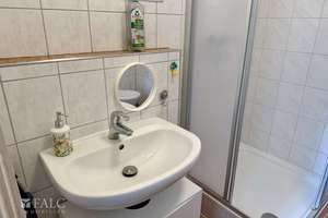 Charmante Altbauwohnung mit Terrasse in begehrter Lage von Heidelberg-Neuenheim – Die vollständige Adresse der Immobilie erhältst du vom Anbieter., 69120 Neuenheim, Heidelberg – Vorschaubild 11