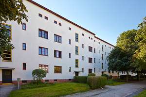Kleine Wohnung mit Einbauküche!