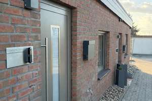 Exklusive 2,5-Zimmer-Wohnung mit eigenem Eingang & großem Garten – direkt am Naturschutzgebiet