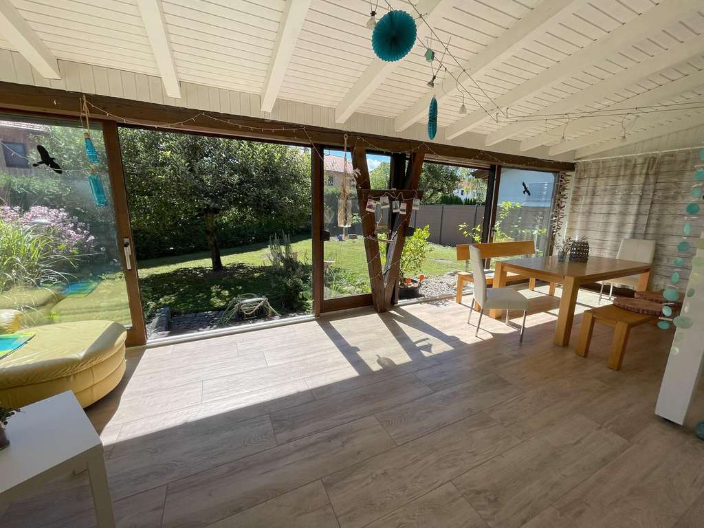 Immobilie in Laufen - Hochwertiges, großzügiges EFH in Laufen - mit Galerie, Sauna & Wärmepumpe - Bild 3