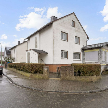 Feldrandlage - Großzügiges Einfamilienhaus in ruhiger Wohnlage