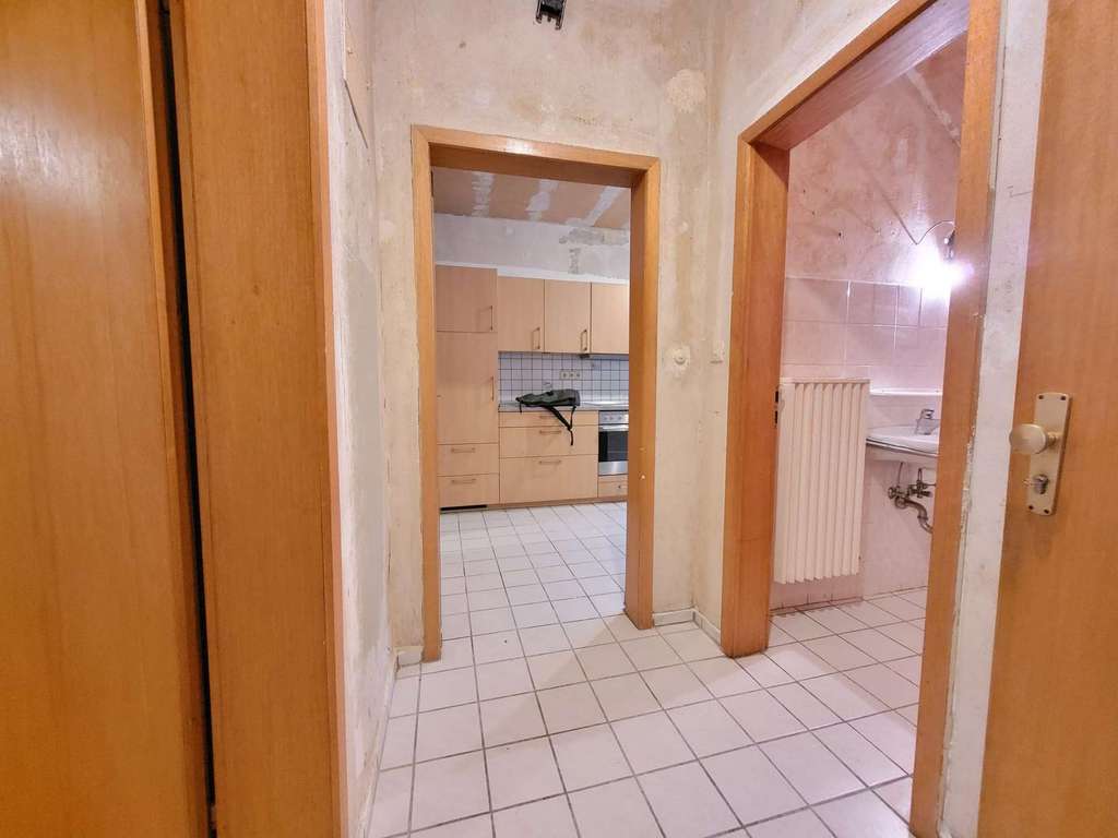 Immobilie in Lahnstein - Historisches Mehrfamilienhaus mit moderner Technik und klarem Entwicklungspotenzial - Bild 3