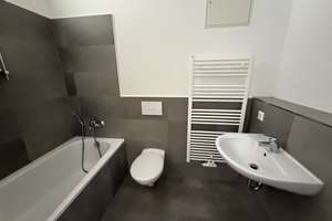 Attraktive 2-Zimmer-Wohnung mit Balkon – zentrumsnah gelegen – Lutherstraße 2, 4315 Neustadt-Neuschönefeld, Leipzig – Vorschaubild 2