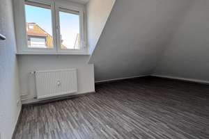 Vier-Zimmer-Dachgeschoss-Wohnung mit Balkon im Stuttgarter Westen – Die vollständige Adresse der Immobilie erhältst du vom Anbieter., 70176 Feuersee, Stuttgart – Vorschaubild 8