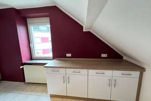 Großzügige 3-Zimmer-Wohnung in verkehrsgünstiger Lage von Bochum-Linden zu vermieten – Am Krüzweg 70, 44879 Linden, Bochum – Vorschaubild 3