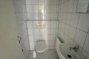  barrierefreie 4,5 Zimmer EG-Wohnung mit 2 Balkonen in Reutlingen-Gönningen – Gielsbergweg 6, 72770 Gönningen, Reutlingen – Vorschaubild 22