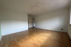Bezugsfrei! Attraktive 3-Zimmer-Dachgeschosswohnung im Herzen von Dachau! – Brucker Str. 1, 85221 Dachau – Vorschaubild 11