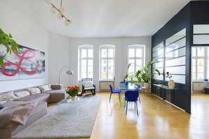 Urbane Altbauperle in der Historischen Mitte voll möbliert und auf Zeit – Die vollständige Adresse der Immobilie erhältst du vom Anbieter., 10178 Mitte (Ortsteil), Berlin – Vorschaubild 8