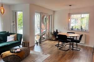REAL HOUSE: Lichtdurchfluteter Wohntraum am Rhein | 3 Zimmer mit verglaster Loggia & Stellplatz – Die vollständige Adresse der Immobilie erhältst du vom Anbieter., 51063 Mülheim (Ortsteil), Köln – Vorschaubild 4