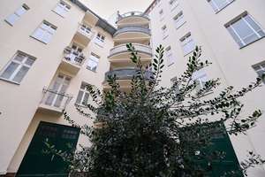 "Vermietete 85 m² Altbauwohnung mit Balkon und ausgebauten 63 m² DG am Preussenpark in Wilmersdorf" – Gieselerstraße 17, 10713 Wilmersdorf, Berlin – Vorschaubild 35