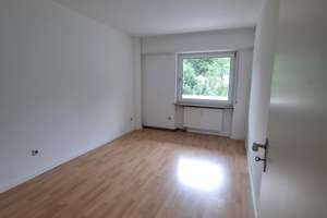 Balkonwohnung mit 2 Schlafzimmern im 2. Obergeschoss in Wiesbaden – Auguste-Viktoria-Straße 4, 65185 Südost, Wiesbaden – Vorschaubild 4