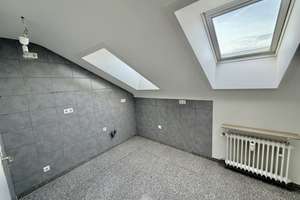 Helle 2 Zimmerwohnung  im DG in Karlsruhe-Waldstadt mit Balkon – Waldenburger Straße 13, 76139 Waldstadt, Karlsruhe – Vorschaubild 3