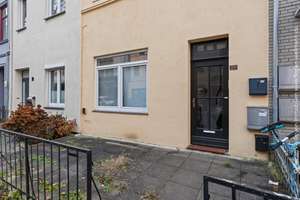 Bremen - Riensberg | Reihenmittelhaus zum Kauf – Die vollständige Adresse der Immobilie erhältst du vom Anbieter., 28213 Riensberg, Bremen – Vorschaubild 2