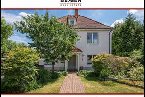 Bezugsfreies Mehrgenerationenhaus mit Garten in Berlin Heinersdorf