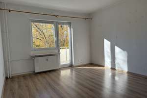 Platzlage +++ optimaler Grundriss & Sonnenbalkon – Die vollständige Adresse der Immobilie erhältst du vom Anbieter., 12247 Lankwitz, Berlin – Vorschaubild 4