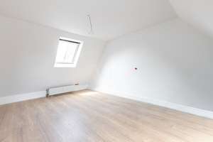 Familienfreundliche Doppelhaushälfte mit großem Grundstück und Potenzial
Ruhige Stadtlage, viel Woh – Die vollständige Adresse der Immobilie erhältst du vom Anbieter., 76131 Rintheim, Karlsruhe – Vorschaubild 13