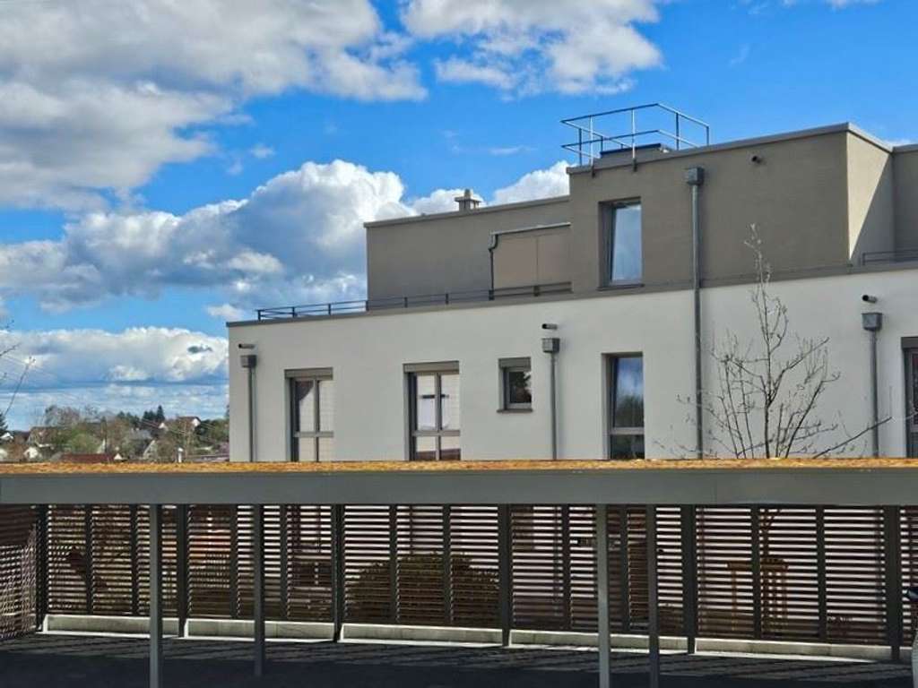 Immobilie in Syrgenstein - *Modern und energetisch top* Sonnige 3-Z.-Whg., Garage und Balkon mit Weitblick in Staufen  - Bild 2