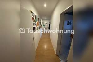 Tauschwohnung: Dachgeschosswohnung, sehr hell in kleinem Mehrfamilienhaus