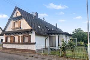 Sanierungsbedürftiges Einfamilienhaus mit Ausbaupotential, Hof und Garten in Rastatt-Wintersdorf – Die vollständige Adresse der Immobilie erhältst du vom Anbieter., 76437 Rastatt – Vorschaubild 5