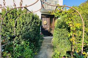 Erdgeschosswohnung sofort beziehbar! Gepflegtes Zweifam.-Haus mit Doppelgarage und Garten in ruhiger – Die vollständige Adresse der Immobilie erhältst du vom Anbieter., 97500 Ebelsbach – Vorschaubild 10