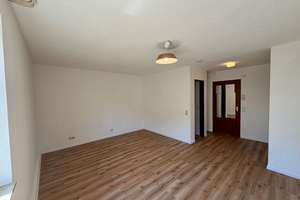 Bezugsfreie 1-Zimmer-Studentenwohnung in zentraler Lage von Freiburg-Oberau – 79102 Oberau, Freiburg im Breisgau – Vorschaubild 3