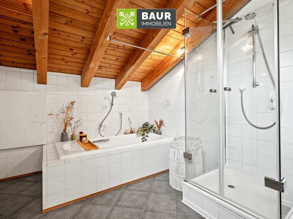 Bad-Dusche