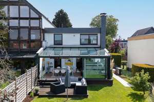 Charmantes Familiendomizil in Bestlage von Rondorf: 109m² Wfl. + 21m² Wintergarten mit Kaminofen – Die vollständige Adresse der Immobilie erhältst du vom Anbieter., 50997 Rondorf, Köln – Vorschaubild 4