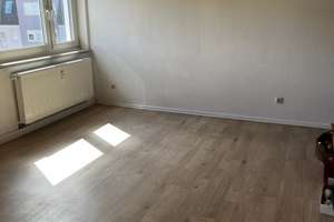 3-Zimmer-Dachgeschosswohnung mit gemütlichem Wohncharakter – Feustelstraße 8, 95444 Gartenstadt/Wendelhöfen, Bayreuth – Vorschaubild 2
