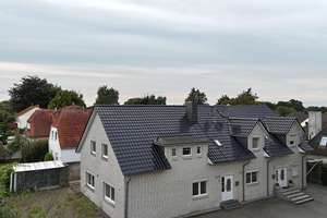Zweifamilienhaus- bzw. / Doppelhaushälfte in Oyten! - PROVISIONSFREI! – Große Straße 28, 28876 Oyten – Vorschaubild 1