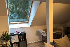 Gemütliche und helle Dachgeschosswohnung in KR-Hüls – Die vollständige Adresse der Immobilie erhältst du vom Anbieter., 47803 Inrath/Kliedbruch, Krefeld – Vorschaubild 5