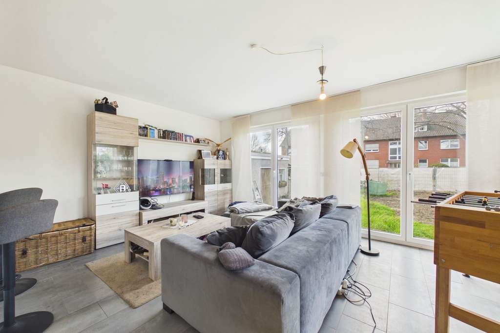 Immobilie in Lünen - Ihr neues Zuhause mit Perspektive: Teilmodernisiertes Zweifamilienhaus mit viel Platz & Potenzial - Bild 3