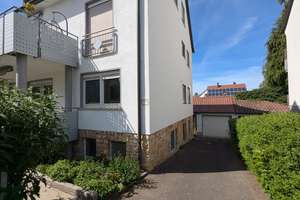Großzügige 4-Zimmer-Erdgeschosswohnung mit zwei Balkonen, zwei Bädern und Altbauflair – Die vollständige Adresse der Immobilie erhältst du vom Anbieter., 70376 Im Geiger, Stuttgart – Vorschaubild 14