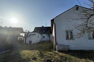 Einfamilienhaus mit großer Maschinenhalle und Werkstatt in Waidhaus! – Die vollständige Adresse der Immobilie erhältst du vom Anbieter., 92726 Waidhaus – Vorschaubild 2
