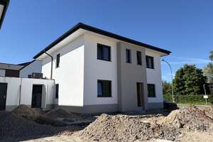Stilvolle Neubauwohnung mit hochwertiger Ausstattung in Detmold / Pivitsheide!