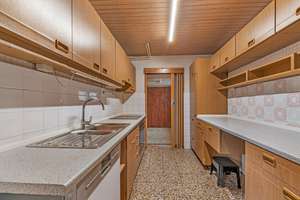 Sanierungsbedürftige Doppelhaushälfte mit traumhaftem Gartengrundstück und Garage – Die vollständige Adresse der Immobilie erhältst du vom Anbieter., 22417 Langenhorn, Hamburg – Vorschaubild 4