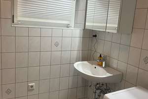 Zentraler Wohnraum: Kompaktes Apartment in Stuttgart Mitte – Die vollständige Adresse der Immobilie erhältst du vom Anbieter., 70182 Dobel, Stuttgart – Vorschaubild 3
