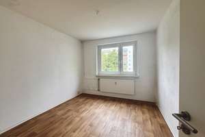 Charmante 4-Zimmer-Wohnung mit Balkon, Stellplatz und großzügigem Raumangebot im Neustädter Feld – Die vollständige Adresse der Immobilie erhältst du vom Anbieter., 39128 Neustädter Feld, Magdeburg – Vorschaubild 7