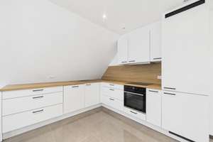 Großzügige Maisonettewohnung | Ausgebautes Dachgeschoss & sonniger Balkon – Die vollständige Adresse der Immobilie erhältst du vom Anbieter., 74078 Neckargartach, Heilbronn – Vorschaubild 4