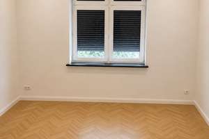 Traum Altbauwhg im Zooviertel: 4Zi, 140 m² mit hohen Decken,  Aufzug, Parkett & Gemeinschaftsgarten – Die vollständige Adresse der Immobilie erhältst du vom Anbieter., 40237 Düsseltal, Düsseldorf – Vorschaubild 14