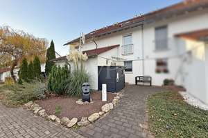 Reihenmittelhaus mit Terrasse und Grundstück in ruhiger Lage – Die vollständige Adresse der Immobilie erhältst du vom Anbieter., 99441 Magdala – Vorschaubild 2