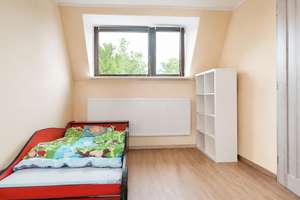 Ruhiges RMH mit 300 m² Grundstück, 110,75 m² Wfl., Garage, Pool, Wintergarten und Balkon in 01109 DD – Die vollständige Adresse der Immobilie erhältst du vom Anbieter., 1109 Hellerau/Wilschdorf, Dresden – Vorschaubild 30