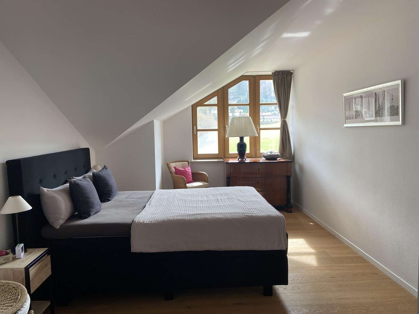 Immobilie in Bad Feilnbach - Sonnige 2-Zi.-Wohnung mit unverbaubarem Bergblick - zur freien Nutzung - Bild 2