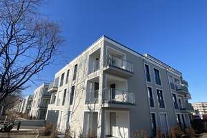 Hochwertige 4 Zimmer Wohnung mit Loggia und Alpenblick