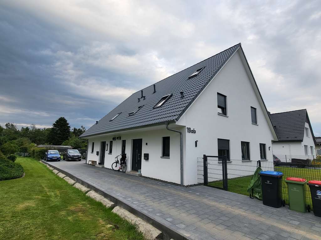 Immobilie in Tornesch - Doppelhauspartner für KfW-40 Haus gesucht! - Bild 0