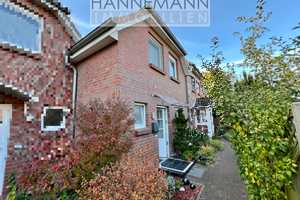 Gepflegtes RMH mit Wintergarten, Vollkeller & 2 Carports! – Pinneberg (Kreis) – Vorschaubild 1