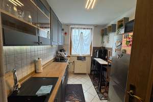 Attraktives Wohnen in der Weststadt: Lichtdurchflutete 3-Zimmer-Wohnung mit Balkon und Garage – Westliche-Karl-Friedrich-Straße 131, 75172 Weststadt, Pforzheim – Vorschaubild 2