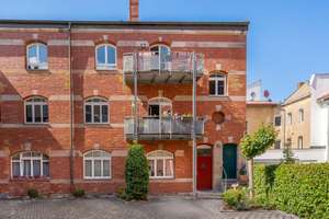 Loft-Feeling mit Geschichte - Altstadtnah wohnen mit Industriecharme, Balkon & Dachterrasse – Die vollständige Adresse der Immobilie erhältst du vom Anbieter., 90478 Glockenhof, Nürnberg – Vorschaubild 2