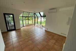 Modernisiertes Einfamilienhaus mit sieben Zimmern und EBK in Mörfelden-Walldorf – Vinsonstraße 73, 64546 Groß-Gerau (Kreis) – Vorschaubild 1