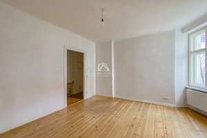SUPERINTERESSANTE UND KLASSISCH SCHÖNE ALTBAUWOHNUNG! RUHIG LAGE IM GARTENHAUS! PROVISIONSFREI! – Greifswalder Straße 150, 10409 Prenzlauer Berg, Berlin – Vorschaubild 7